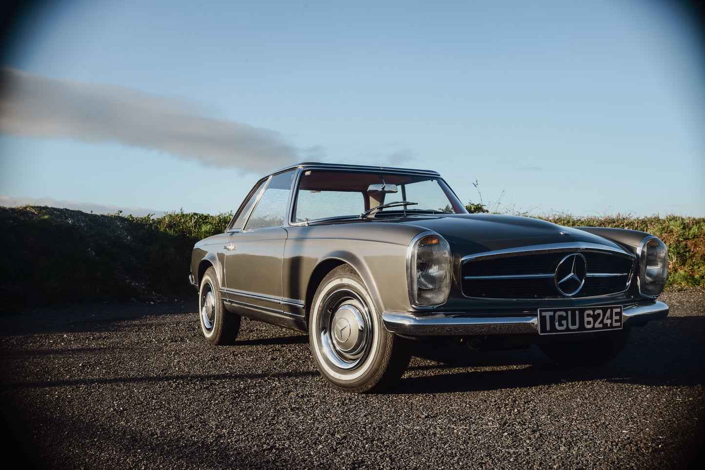 Mercedes 1966 230SL Auto [Fully Restored]