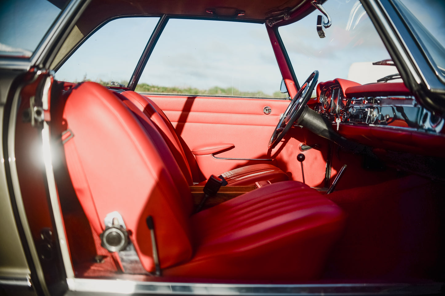 Mercedes 1966 230SL Auto [Fully Restored]