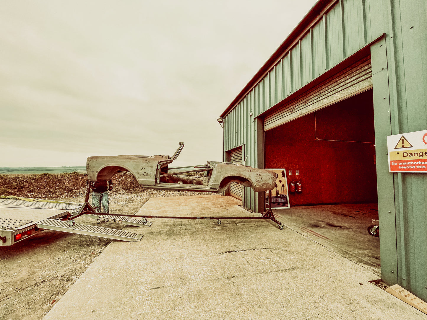 Mercedes 1966 230SL Manual [Born Again]