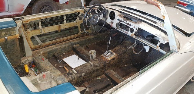 Mercedes 1966 230SL Auto [Fully Restored]